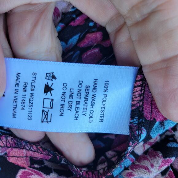 Pleione Sleeveless Blouse Pleated Floral Print Tie in Back Size Medium - Picture 10 of 10